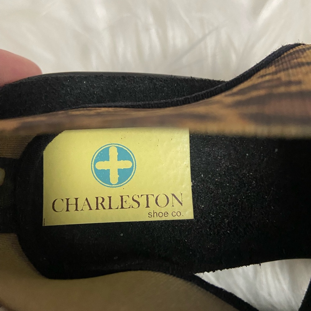 CHARLESTON SHOE CO. Sz 7 Brown Leopard Women’s Heels - Picture 2 of 9